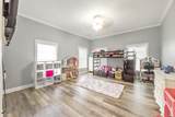 310 Grace St - Photo 15