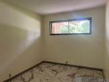 2464 Kensington Dr - Photo 17