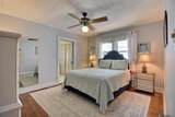 613 Moore - Photo 17