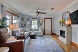 613 Moore - Photo 6