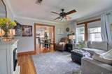 613 Moore - Photo 8