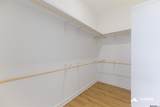 10142 Sanctuary Oaks Dr - Photo 15