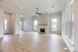 10142 Sanctuary Oaks Dr - Photo 7