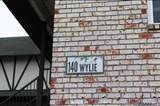 140 Wylie Dr - Photo 4