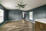 237 Hickory Ln - Photo 4
