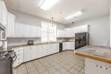 1558 Barrow St - Photo 16