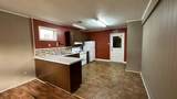 817 Narrow St - Photo 3