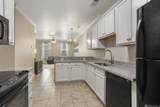 10600 Lakes Blvd - Photo 2
