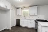 2135 Vickers Dr - Photo 10