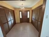 921 Jane Dr - Photo 2