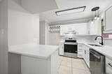 940 Ridgepoint Ct - Photo 11