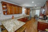 2525 Chantulane Ave - Photo 10