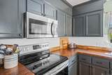9996 Petersburg Dr - Photo 10
