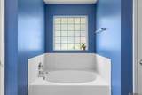 9996 Petersburg Dr - Photo 16