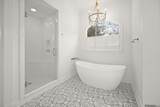 2524 Laurel Lakes Ave - Photo 27