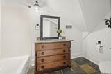 2524 Laurel Lakes Ave - Photo 33