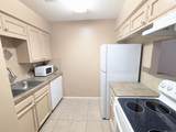 402 Lee Dr - Photo 2