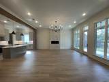 1119 Camellia Way - Photo 8