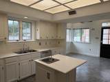 734 Woodview Ct - Photo 11
