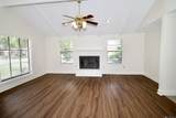 1124 Knollhaven Dr - Photo 4