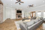 9527 Burnside Rd - Photo 21
