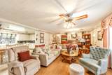 917 Caroline St - Photo 2