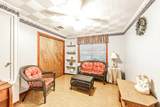 917 Caroline St - Photo 8