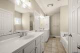 10837 Woodleaf Ave - Photo 17