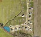 555 Harvest Ln - Photo 4