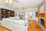 2101 Brittany Dr - Photo 15