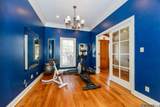 2101 Brittany Dr - Photo 4