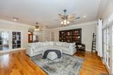 2101 Brittany Dr - Photo 7