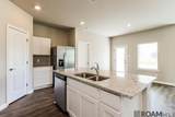 106 Royal Oak Street - Photo 6