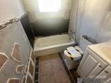 5823 Fairfields Ave - Photo 11