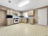 8115 Vincent Rd - Photo 6