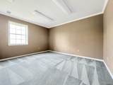 8115 Vincent Rd - Photo 9