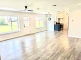 240 Orangewood Dr - Photo 4