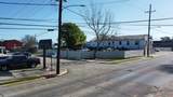 709 Bond St - Photo 3