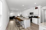 8009 Derick Ave - Photo 4