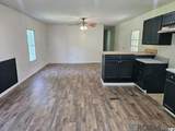 323 Loomis Lane - Photo 3