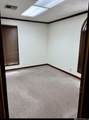 172 Lee Dr - Photo 8
