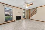 974 Ridgepoint Ct - Photo 5