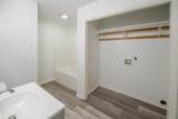 261 Bon Jovi Boulevard - Photo 8