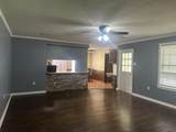 735 Bromley Dr - Photo 3
