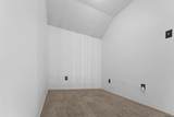 402 Lee Dr - Photo 9
