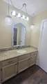 12119 Mallory Ave - Photo 15