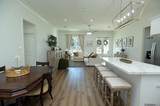 2126 Saint Mary St - Photo 7
