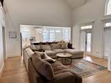 400 Renwick - Photo 4