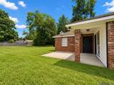 615 30th St - Photo 2