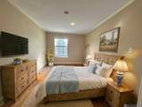 2954 Hundred Oaks Ave - Photo 4